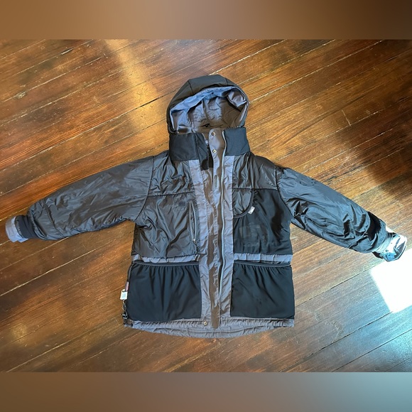 PRE-OWNED (BUT LIKE NEW) WOMENS LL BEAN SNOW JACKET GREY/BLACK LARGE - XL PETITE - Picture 7 of 15